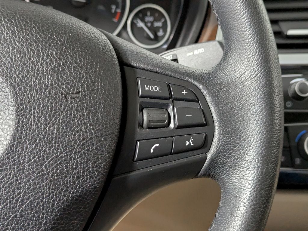 2018 BMW 320i 320i