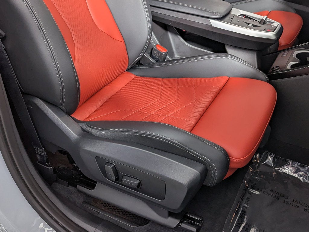 2025 BMW X2 xDrive28i