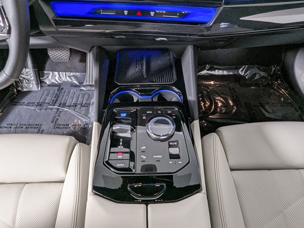 2025 BMW i5 xDrive40 xDrive40
