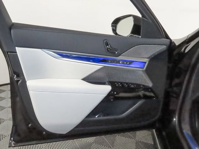 2025 BMW i7 eDrive50