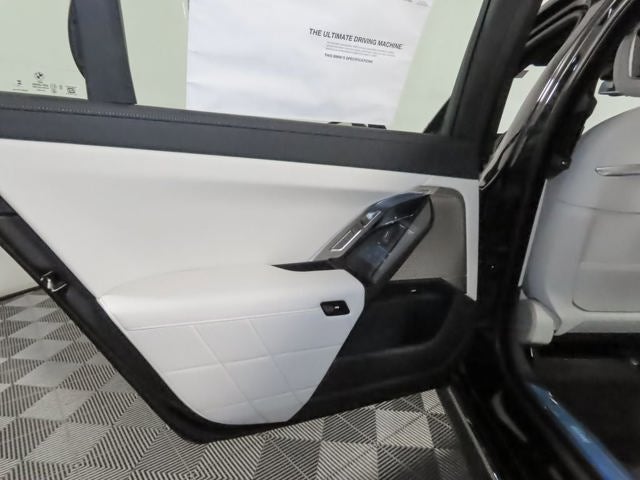 2025 BMW i7 eDrive50