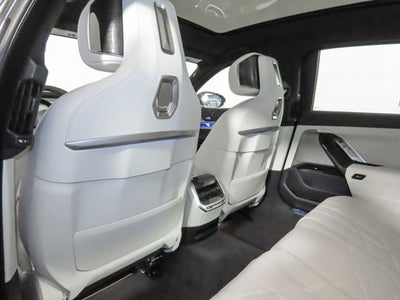 2025 BMW i7 eDrive50