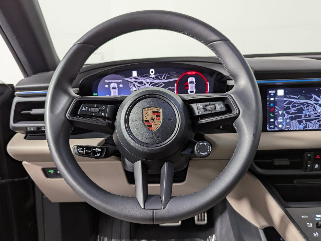 2025 Porsche Macan Electric 4