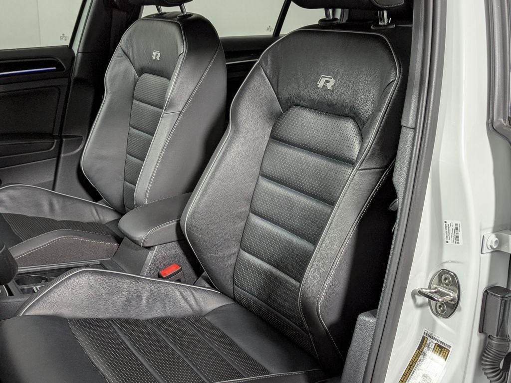 2019 Volkswagen Golf R DCC & Navigation 4Motion