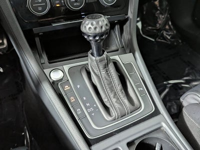 2019 Volkswagen Golf R DCC & Navigation 4Motion