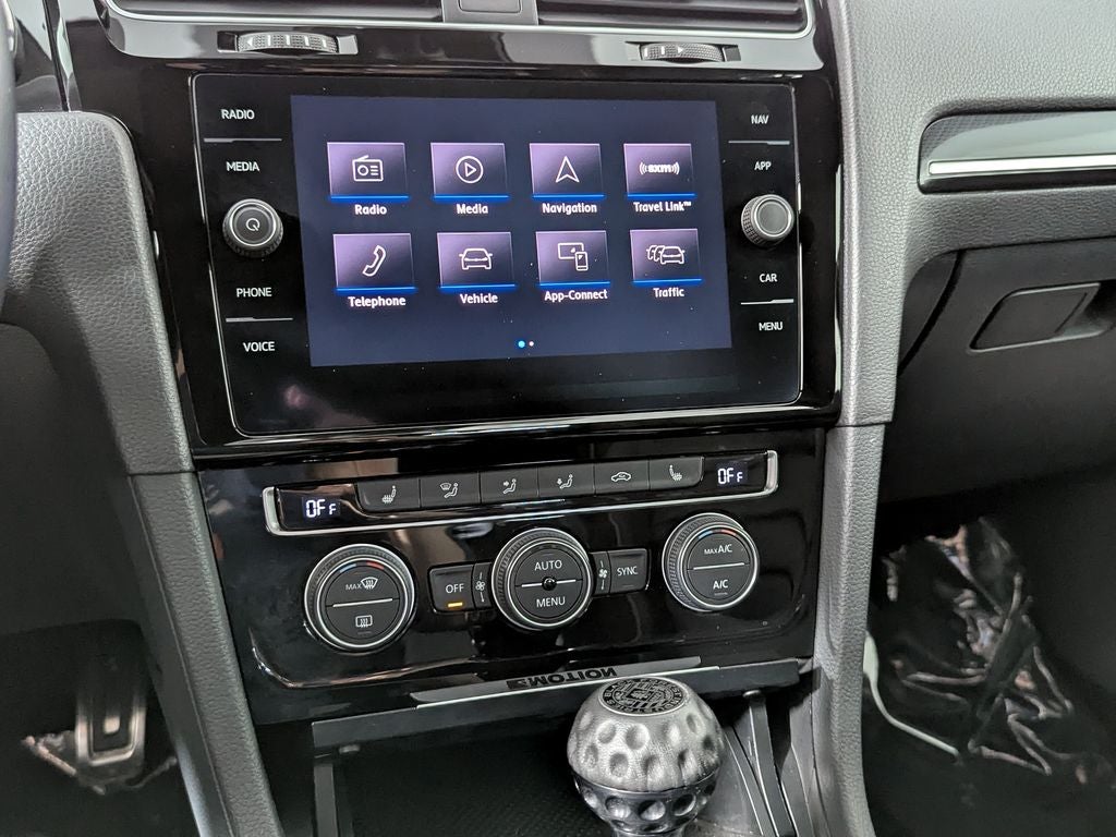 2019 Volkswagen Golf R DCC & Navigation 4Motion