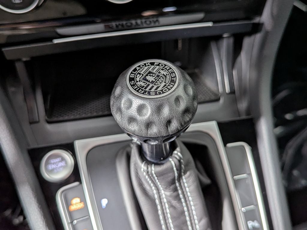 2019 Volkswagen Golf R DCC & Navigation 4Motion