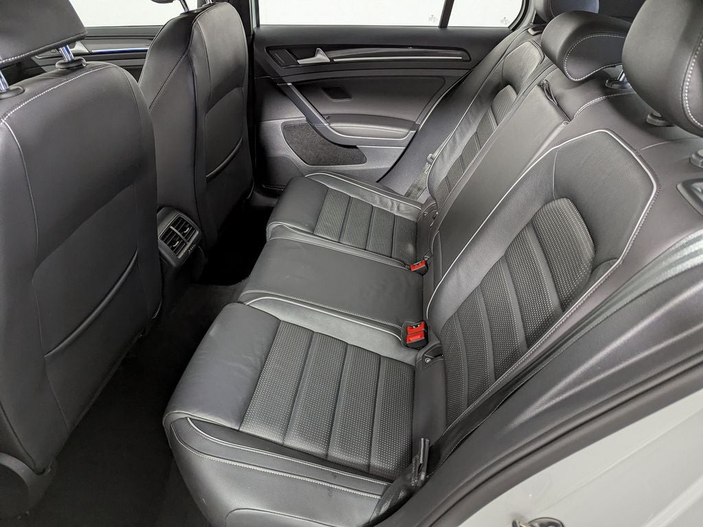 2019 Volkswagen Golf R DCC & Navigation 4Motion