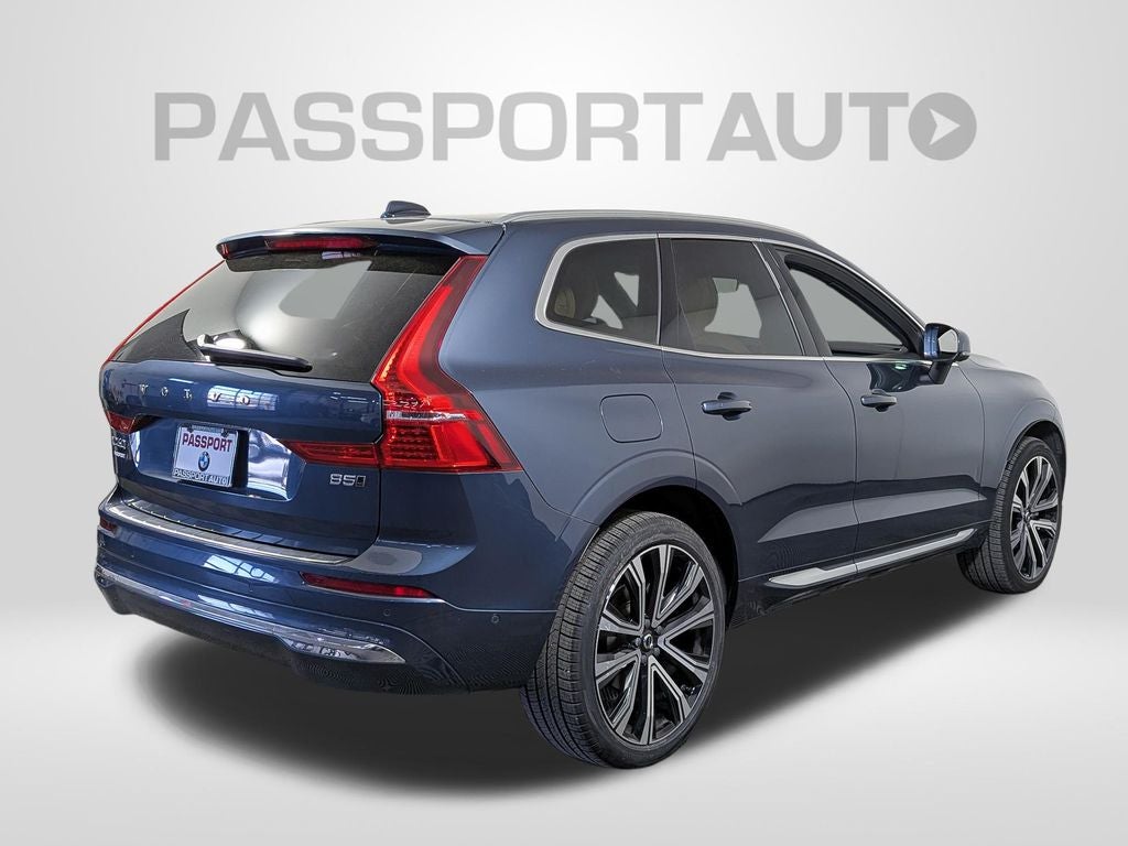 2023 Volvo XC60 B5 Ultimate Bright Theme