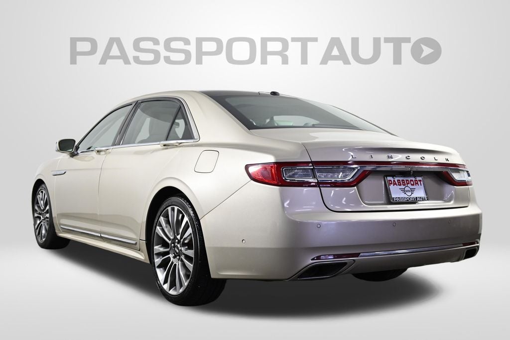 2017 Lincoln Continental Base