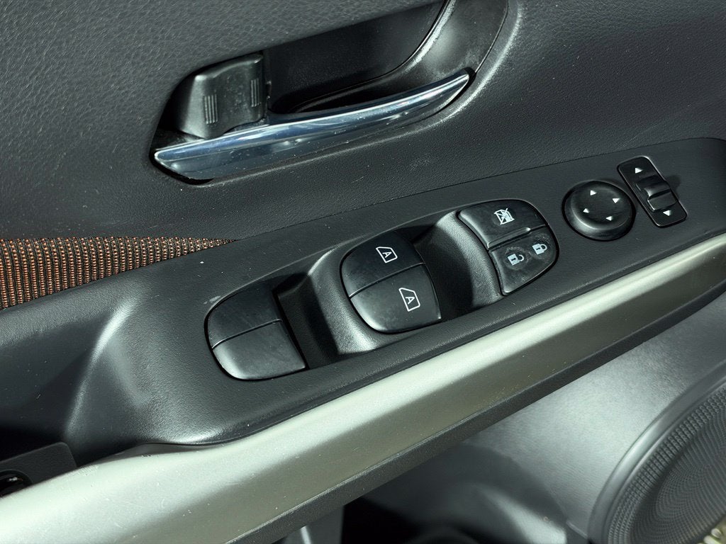 2018 Nissan Kicks SR