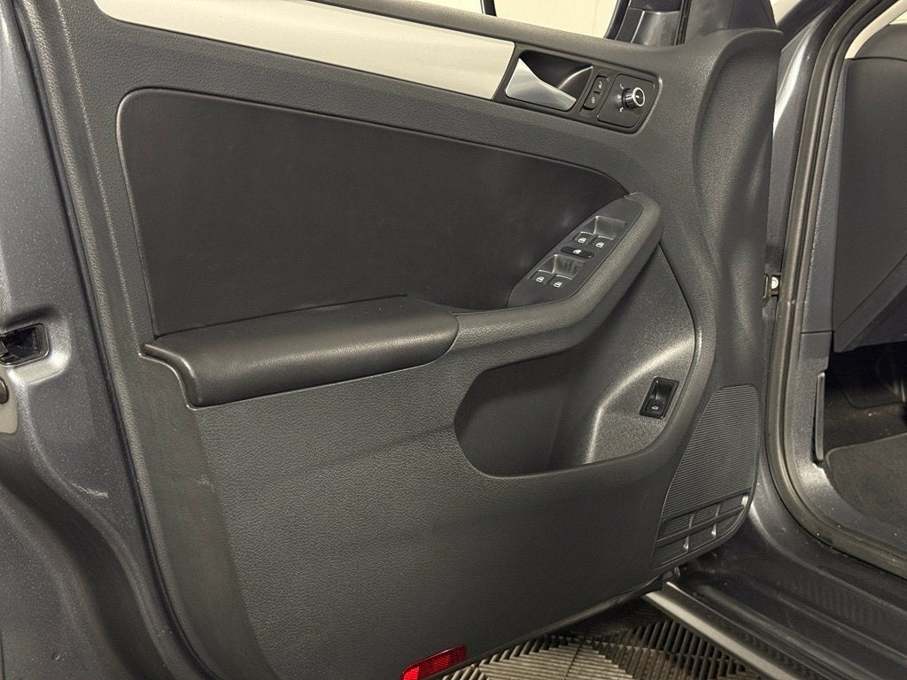 2014 Volkswagen Jetta 1.8T SE