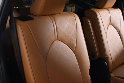 2022 Toyota Highlander Hybrid Platinum