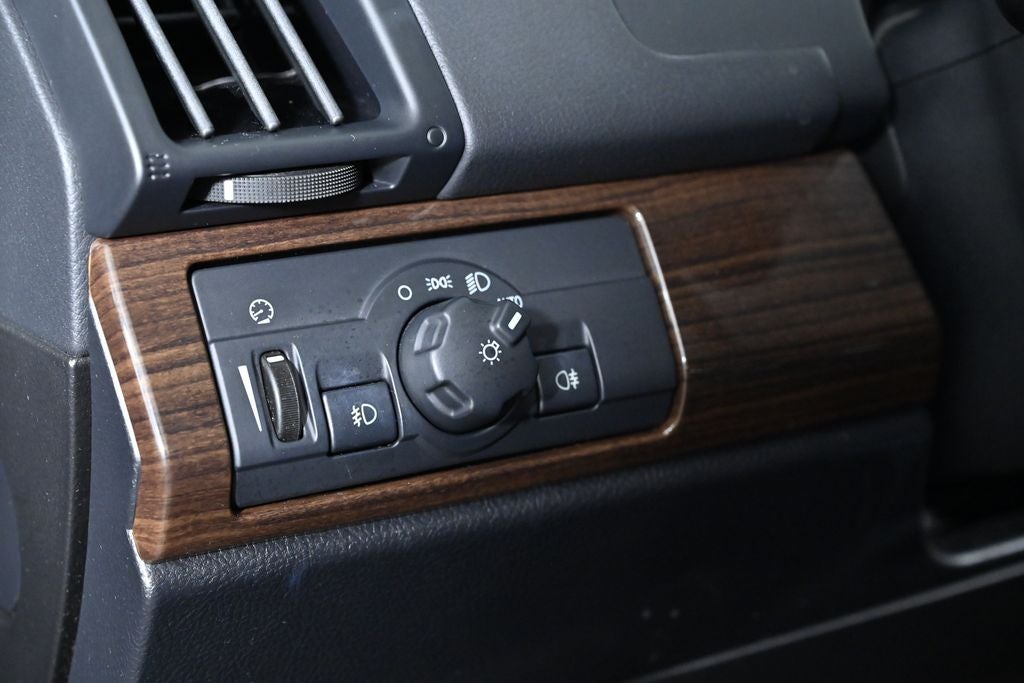 2012 Land Rover LR2 Base