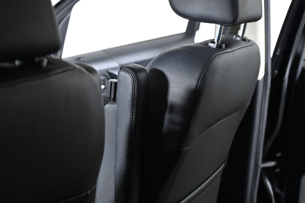 2012 Land Rover LR2 Base
