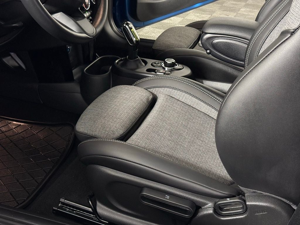 2023 MINI HARDTOP 2 DOOR Cooper SE