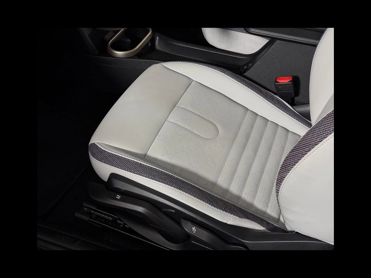 2025 MINI HARDTOP 2 DOOR Cooper