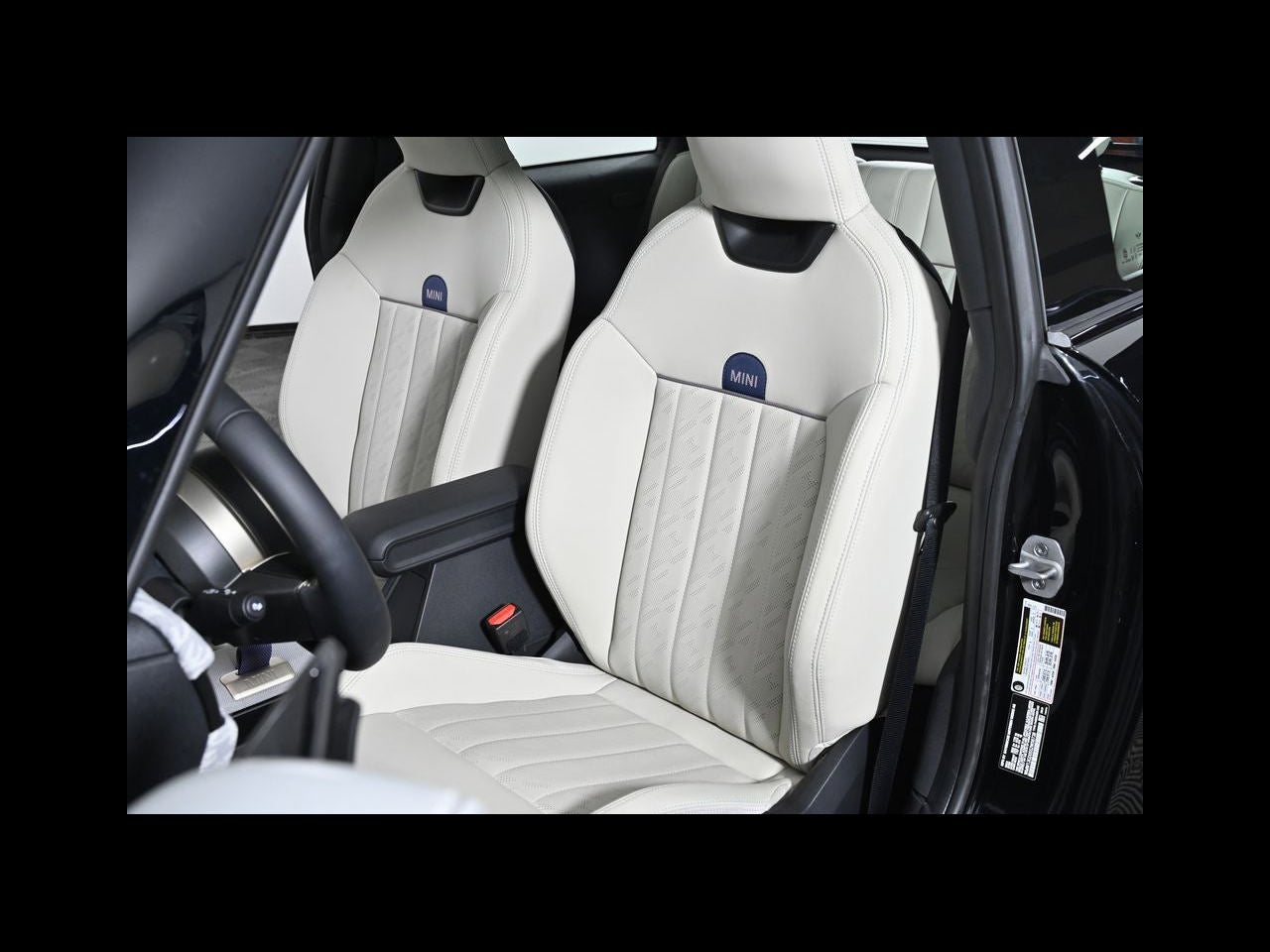 2025 MINI HARDTOP 2 DOOR Cooper