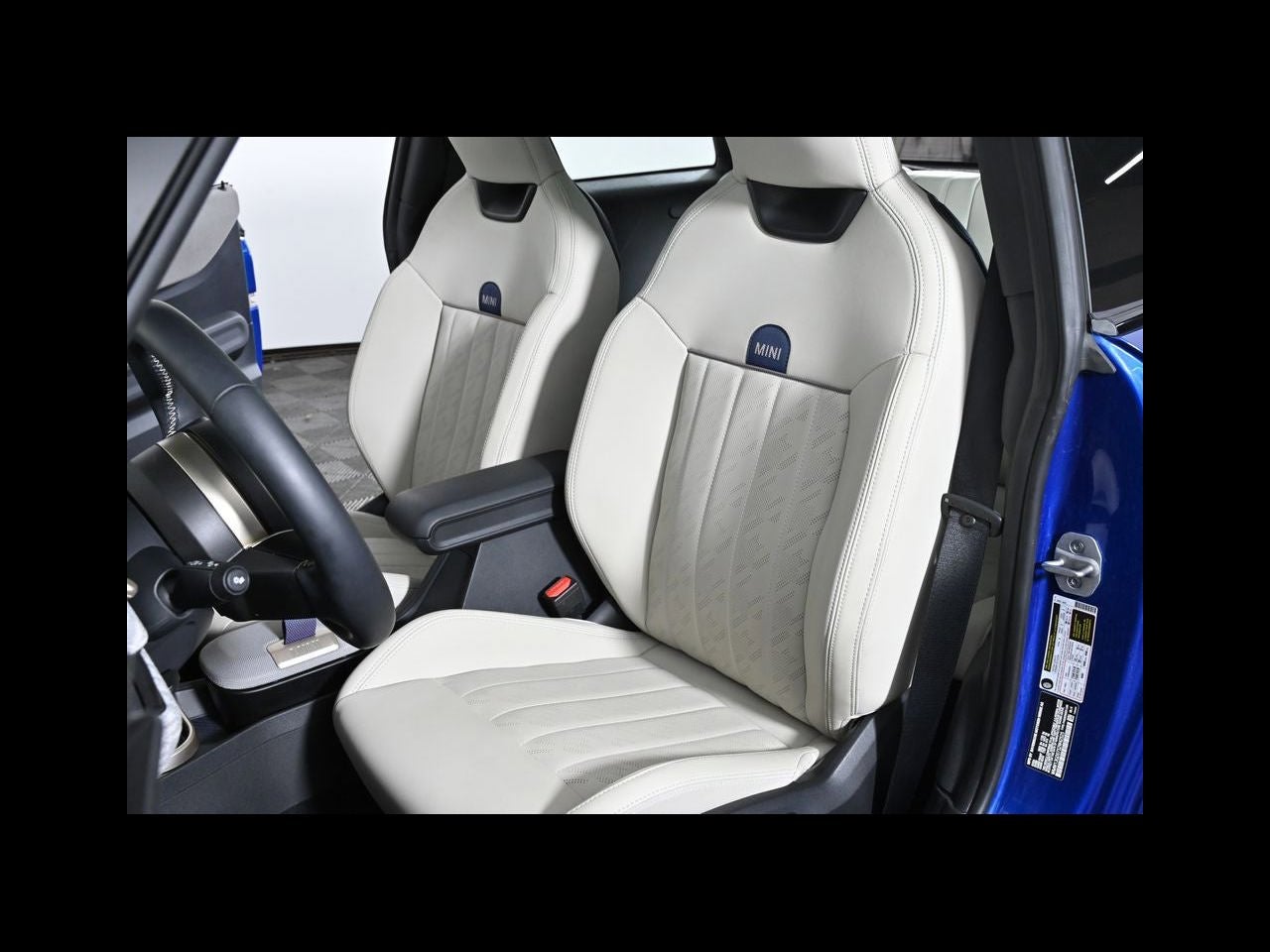 2025 MINI HARDTOP 2 DOOR Cooper