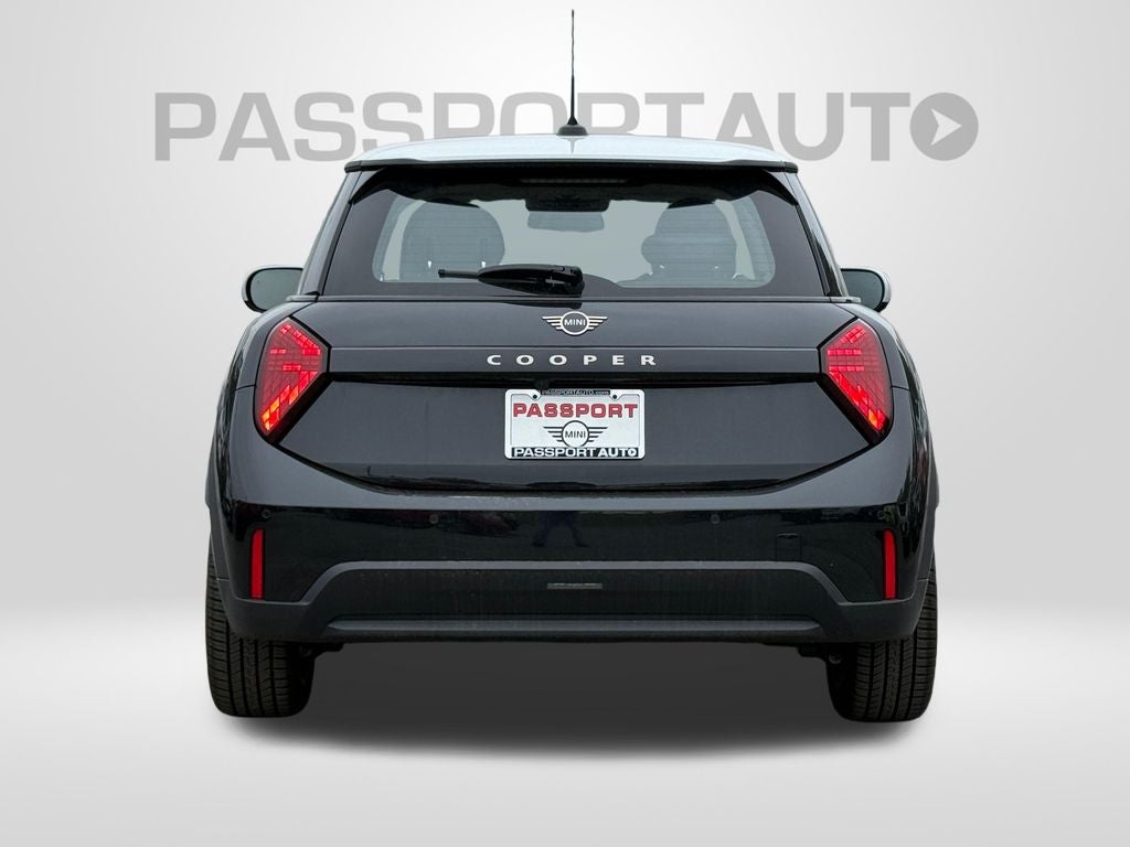 2025 MINI Cooper Hardtop 2 Door Signature Plus