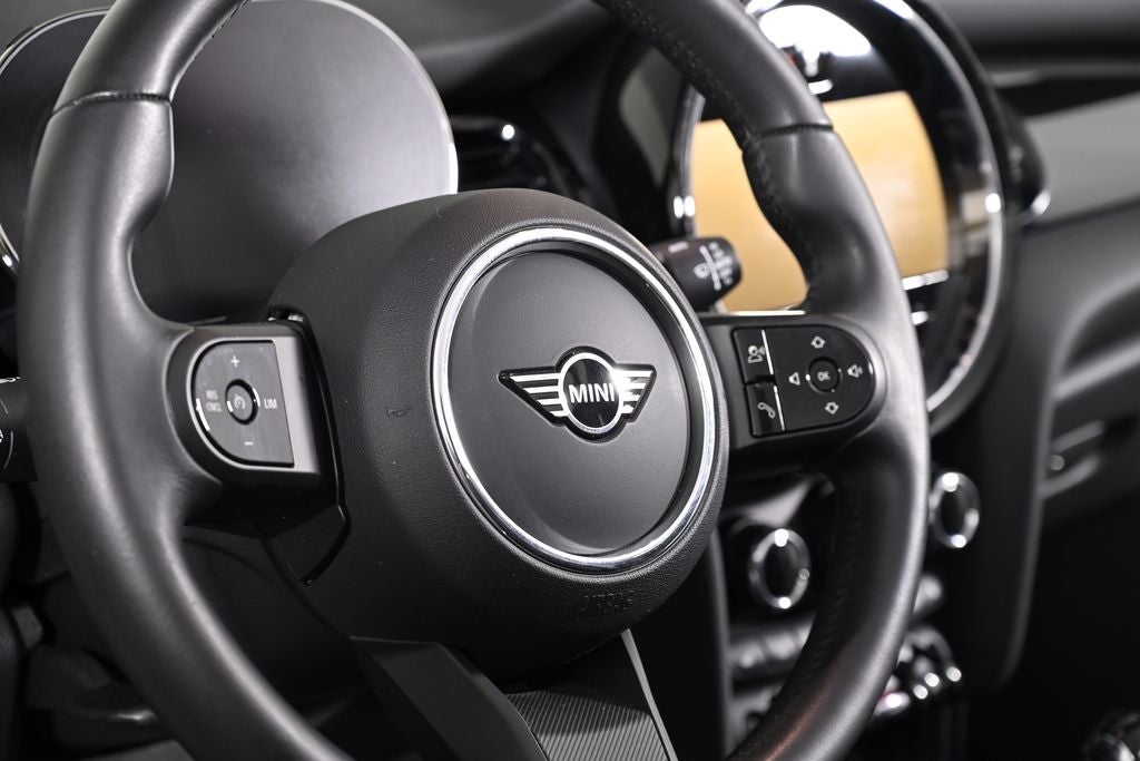 2023 MINI Convertible Base