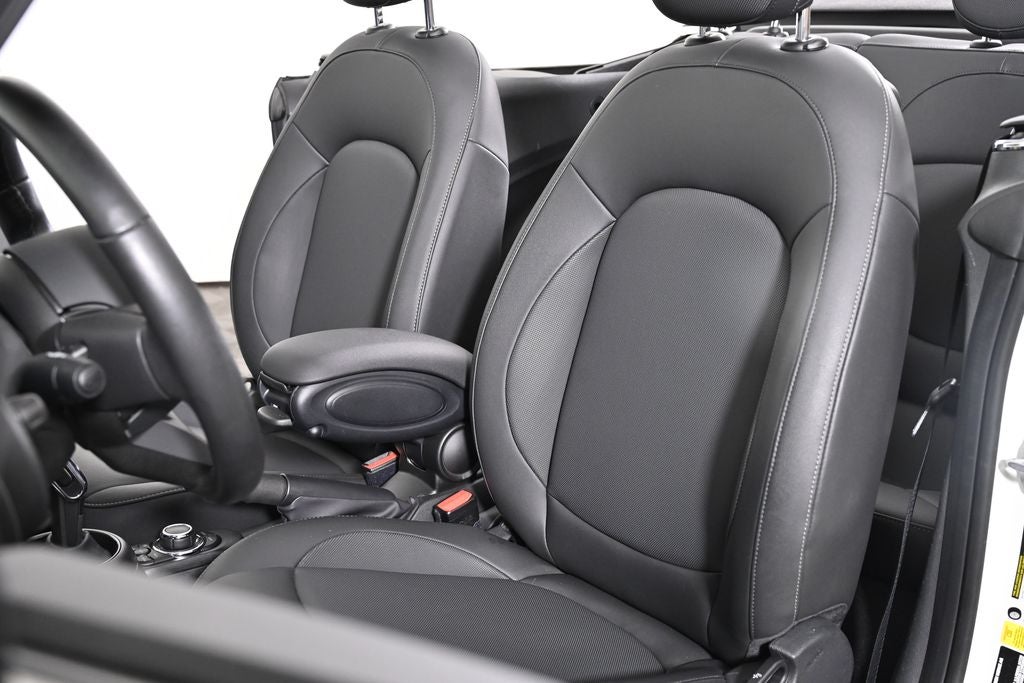 2023 MINI Convertible Base