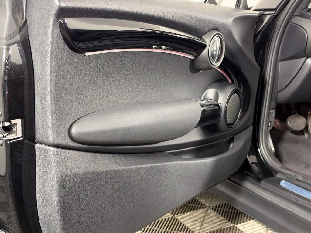 2024 MINI Cooper Base