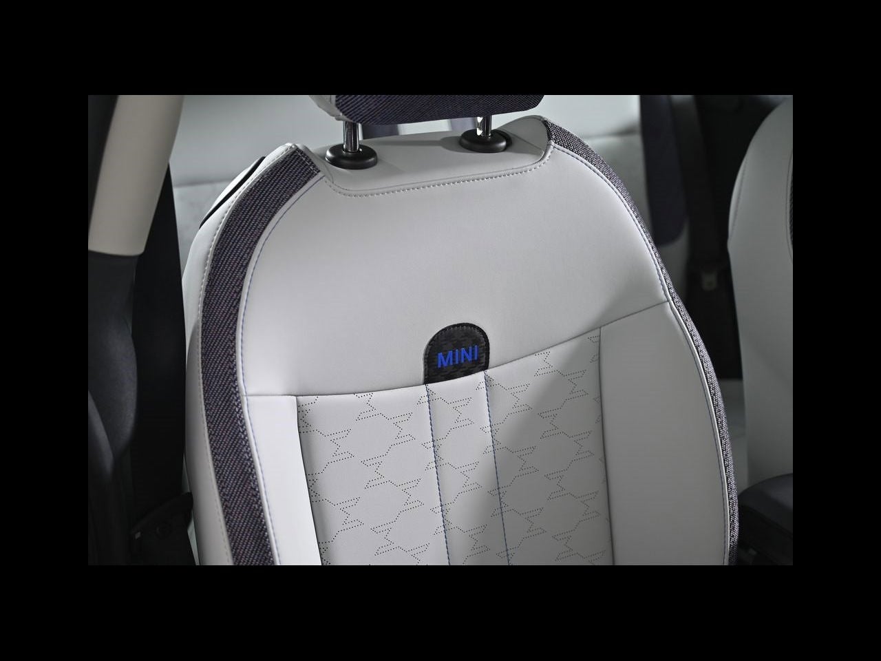 2025 MINI HARDTOP 2 DOOR Cooper S