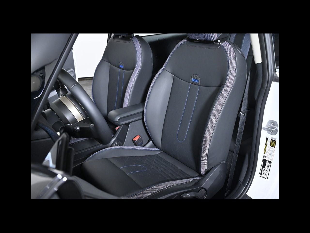 2025 MINI HARDTOP 2 DOOR Cooper S