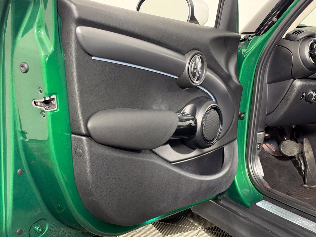 2024 MINI Cooper Base