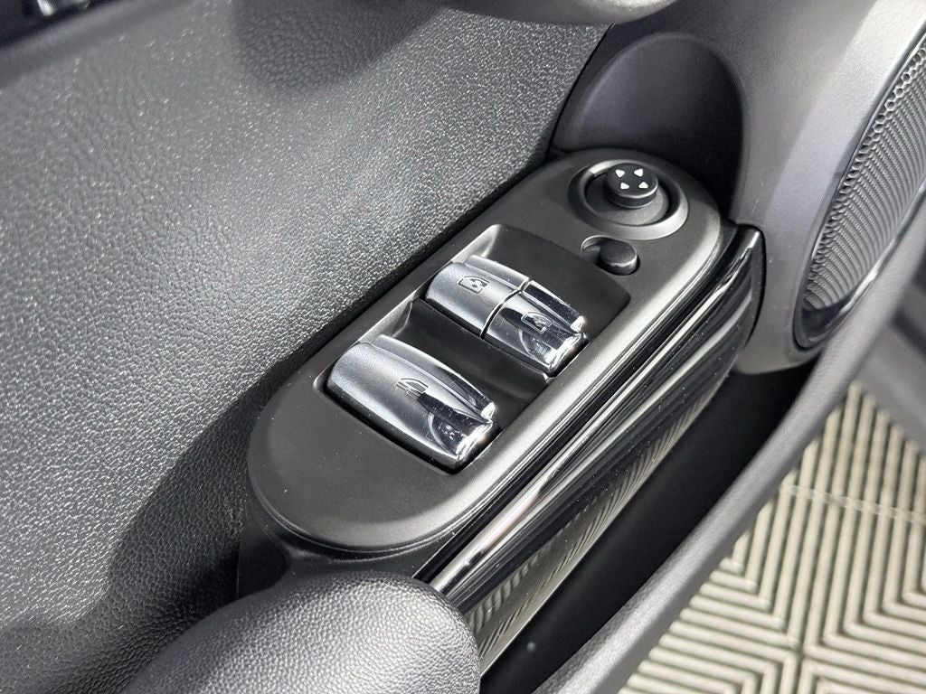 2022 MINI Cooper S Base