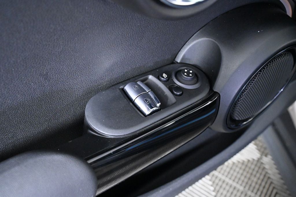 2023 MINI Cooper S Base