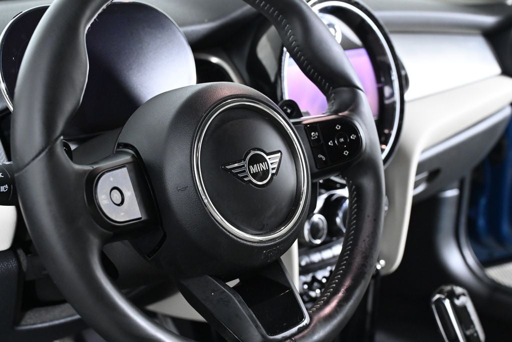 2023 MINI Cooper S Iconic