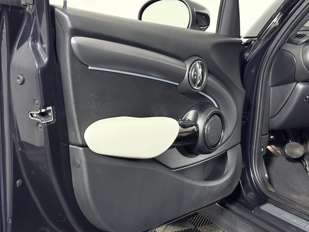 2024 MINI Cooper S Base