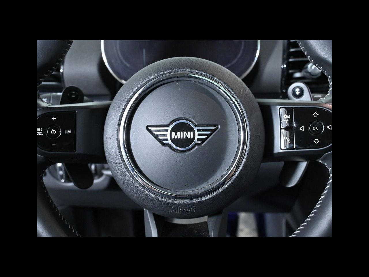 2023 MINI CLUBMAN Cooper S