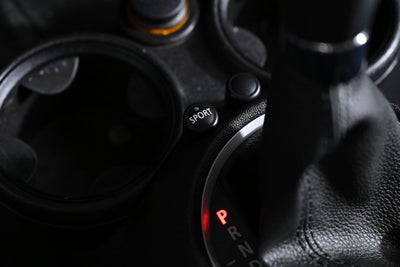 2011 MINI HARDTOP 2 DOOR 2dr Cpe