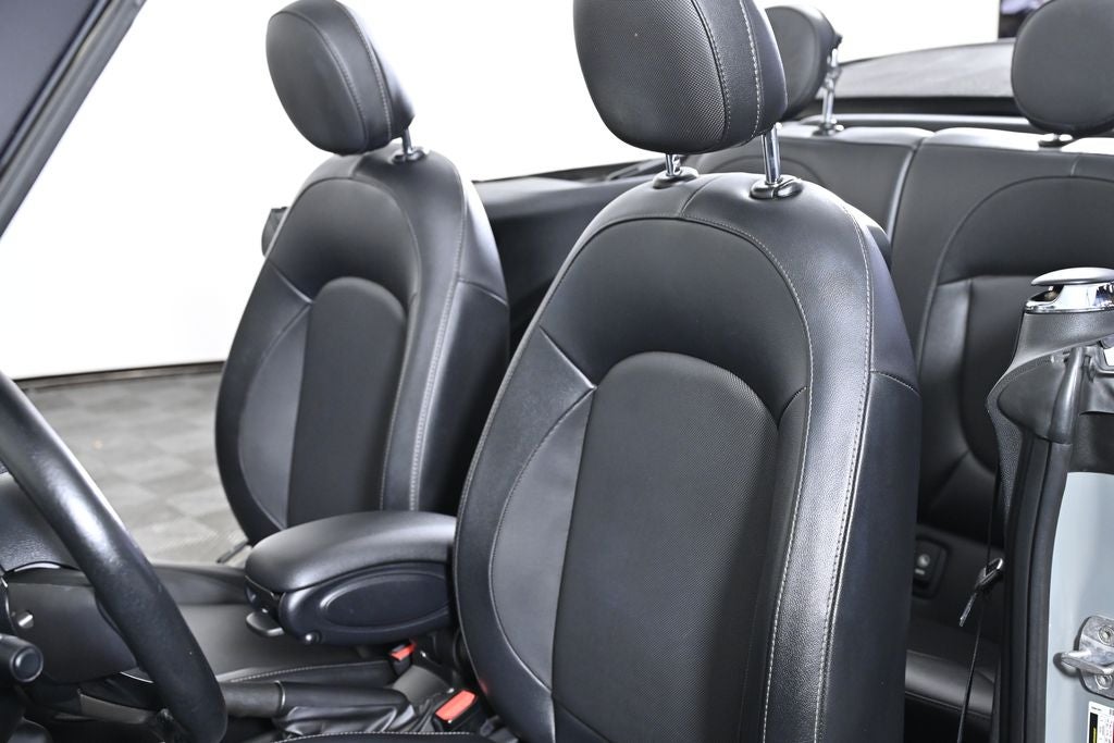2017 MINI CONVERTIBLE Cooper