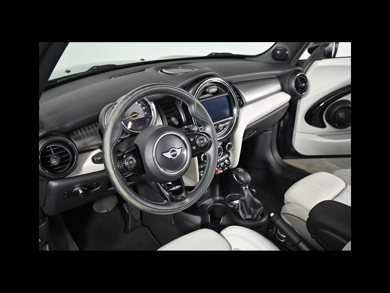 2018 MINI CONVERTIBLE Cooper