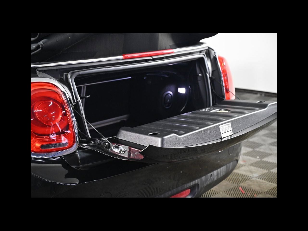 2018 MINI CONVERTIBLE Cooper