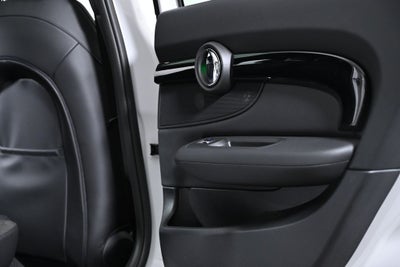 2023 MINI Cooper S Clubman Base