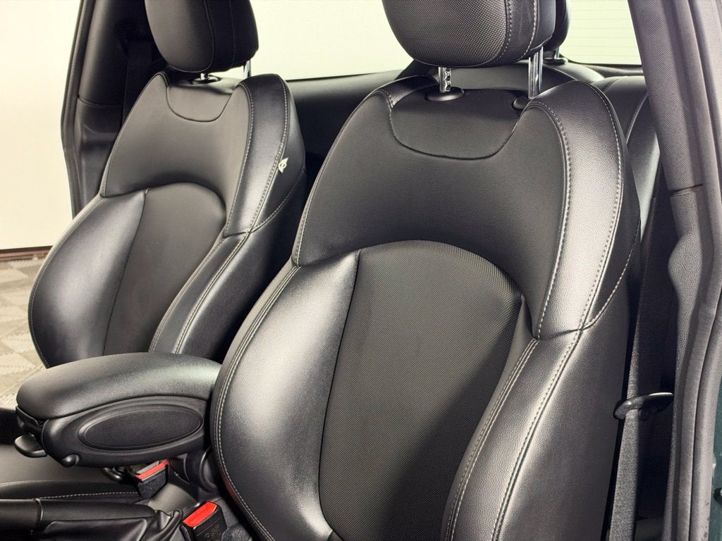 2014 MINI Cooper Base