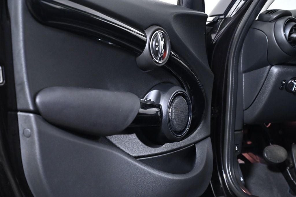 2017 MINI Cooper S Base