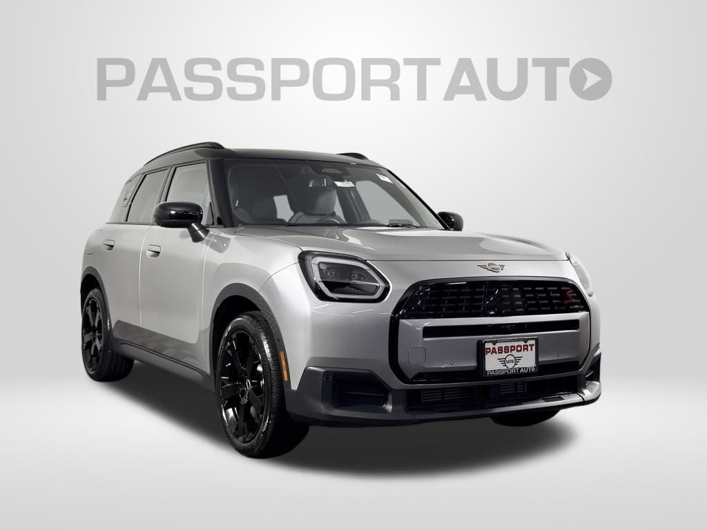 2025 MINI Cooper S Countryman Iconic