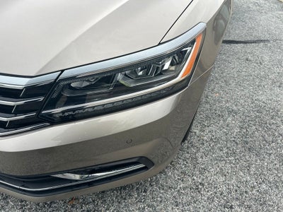 2016 Volkswagen Passat SEL Premium