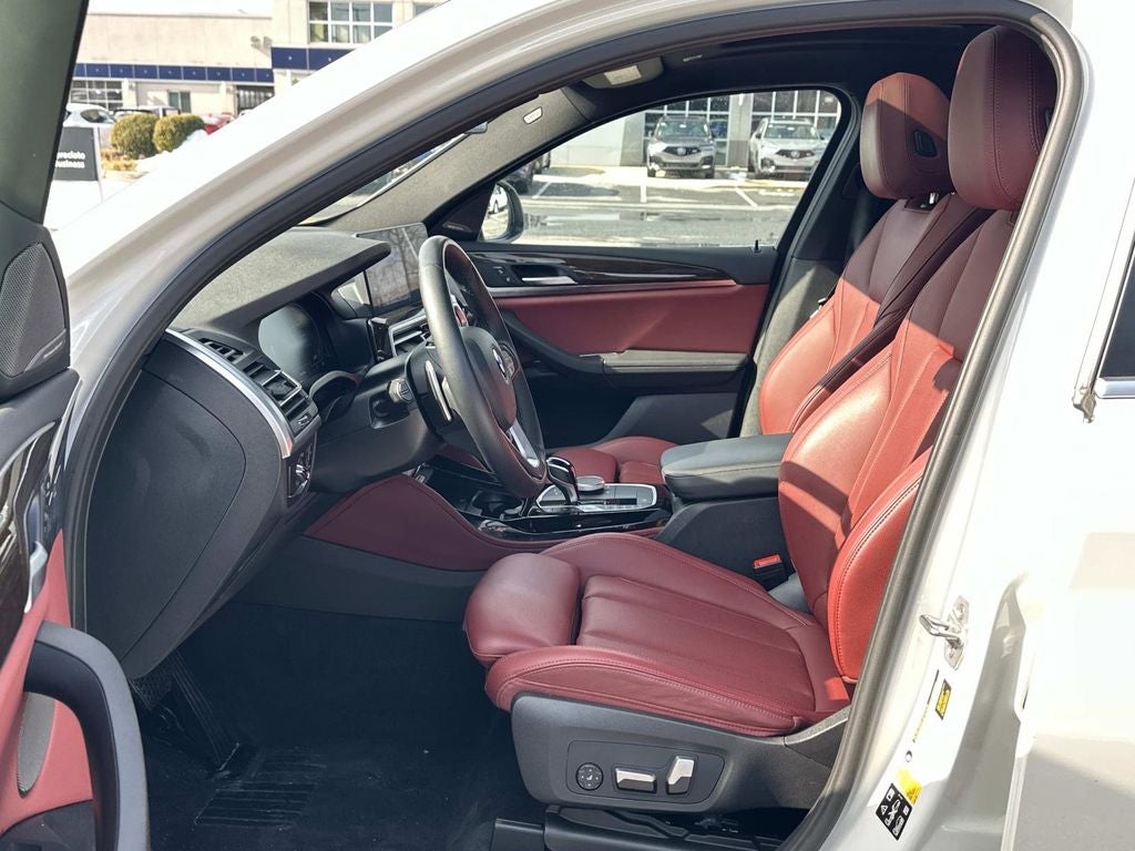 2023 BMW X4 xDrive30i AWD