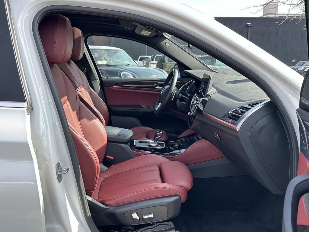 2023 BMW X4 xDrive30i AWD