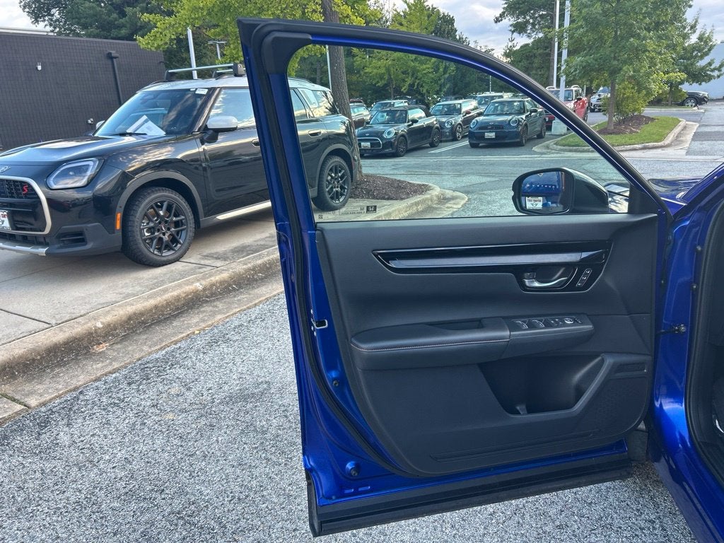 2025 Honda CR-V Hybrid Sport Touring AWD