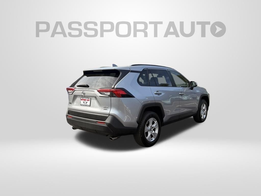 2020 Toyota RAV4 XLE