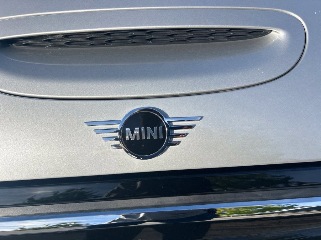 2024 MINI Cooper SE Electric Signature