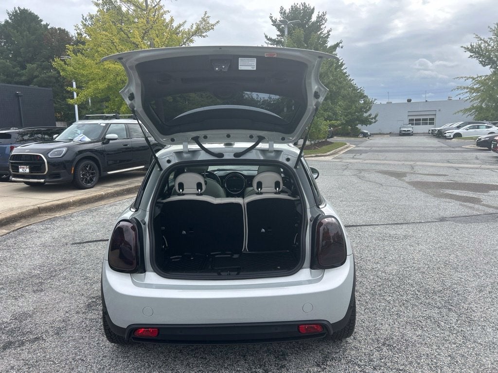 2022 MINI Cooper SE Electric Iconic Hardtop 2 Door